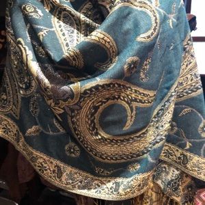Vintage styled teal paisley pashmina shawl